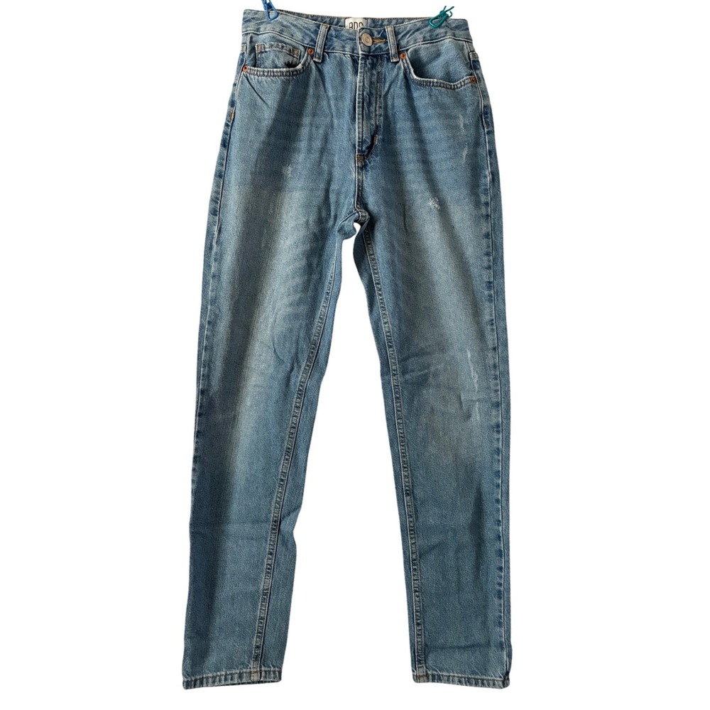 BDG Urban Outfitters Mom High-Rise Jeans Light Wash Blue Relaxed Tapered Size 26